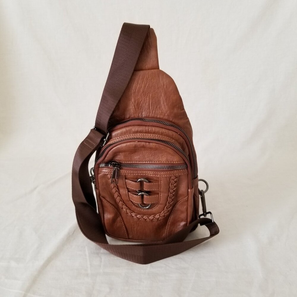 NWT! Brown Faux Leather Shoulder Crossbody Bag w/Gunmetal Hardware & Adj. Strap
